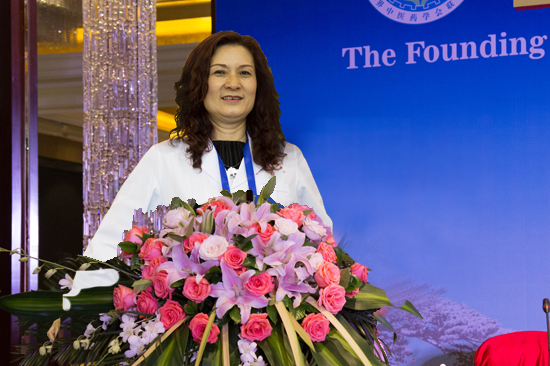 刘忠玲荣任世界中联蜂疗专业委员会理事