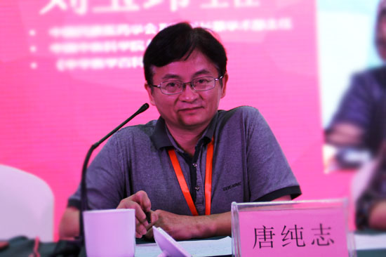 中国民族医药学会刘玉玮主任出席蜂疗分会学术年会