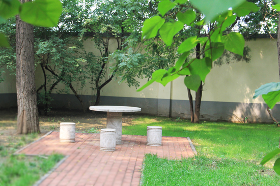 北京明泽慈善基金会领导 参观考察中医蜂疗(北京)国际临床研究中心