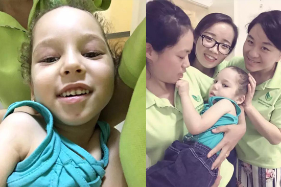 据39蜂疗网记者了解,5岁阿尔及利亚脑瘫患者,从出生到现在都无法行走,不能说话,只能躺在妈妈的怀里。可怜天下父母心,他们历经波折,来到中国,寻求中医治疗,这是他们最后的希望。