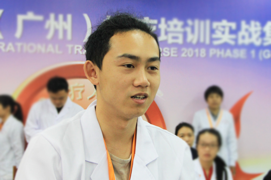 梁靖朗参加39蜂疗（广东）2018首期实战集训班学习